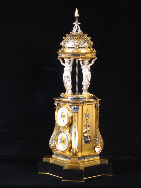 Automaton clock based on the Wallace fountain.Paris